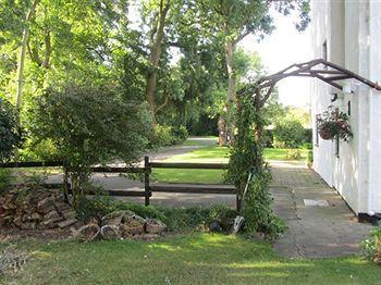 Wickham House Bed & Breakfast Cornisholme Екстериор снимка